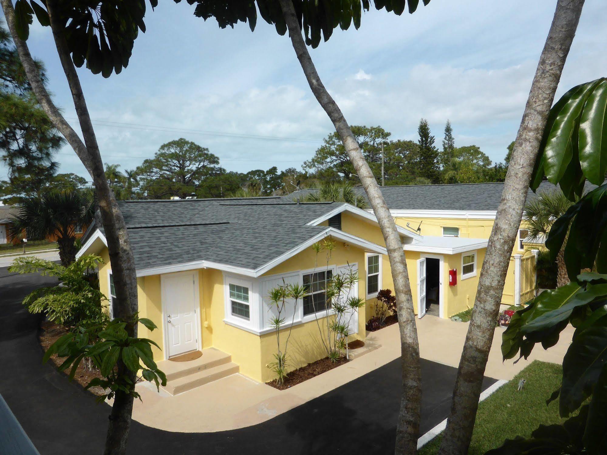 Englewood Bay Motel Zewnętrze zdjęcie